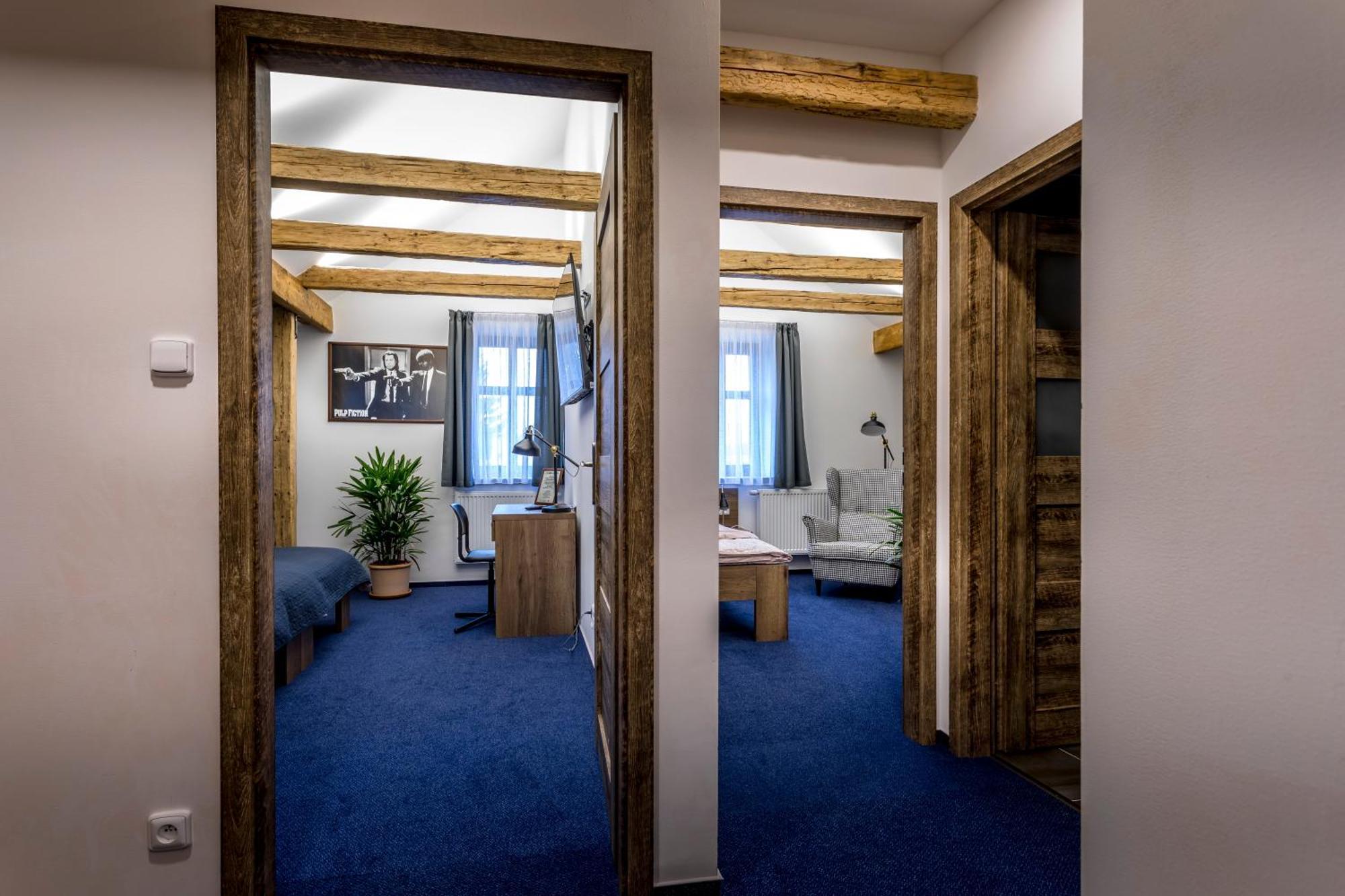 Hotel Restaurace Stara Lipa à Česká Lípa Extérieur photo
