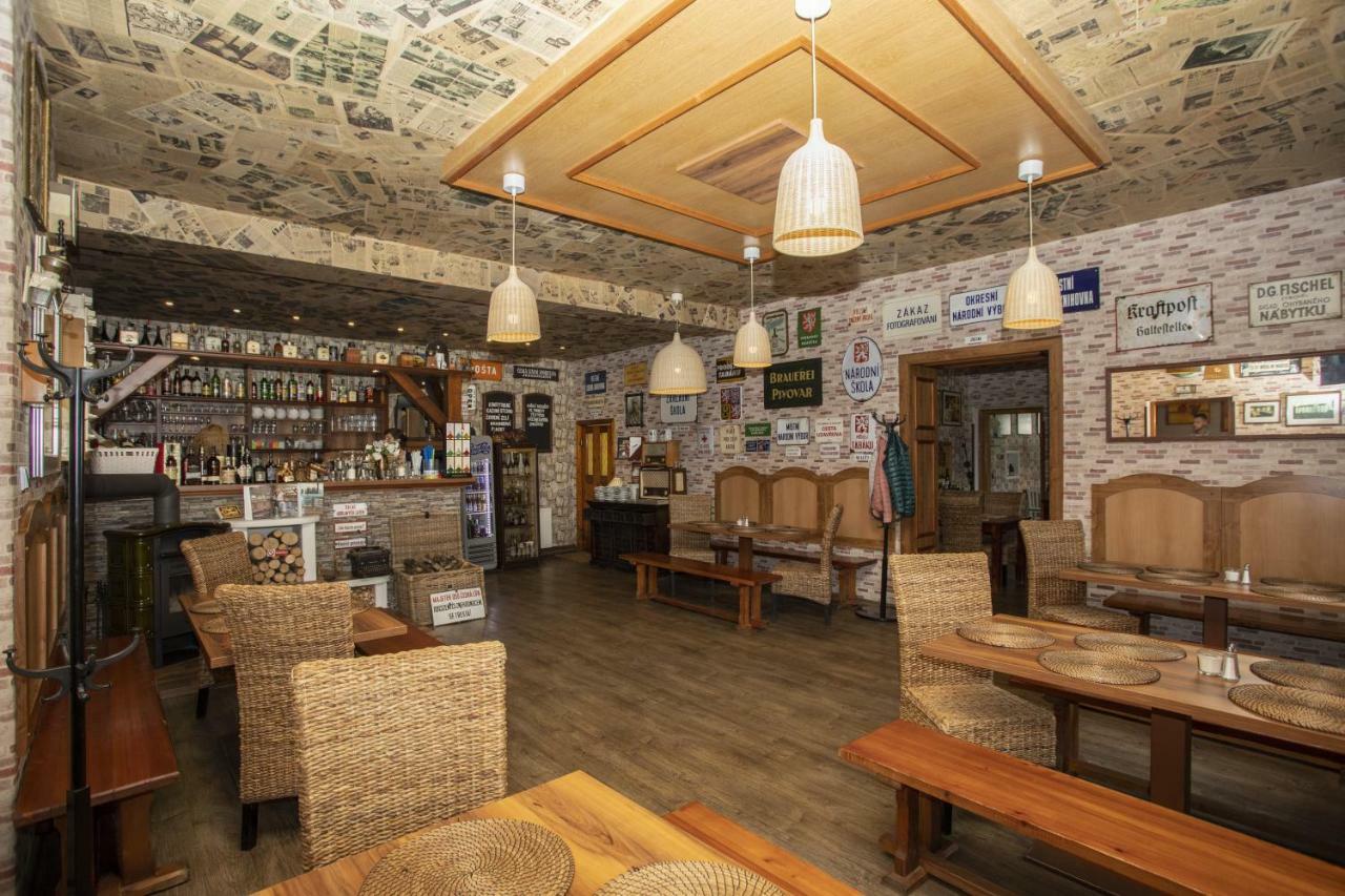 Hotel Restaurace Stara Lipa à Česká Lípa Extérieur photo